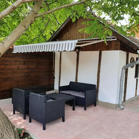 Arácsi Kisház Apartman Balatonfüred