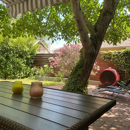 Apartment Aracsi Kishaz