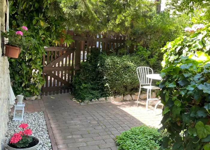 Aracsi Kishaz Apartment