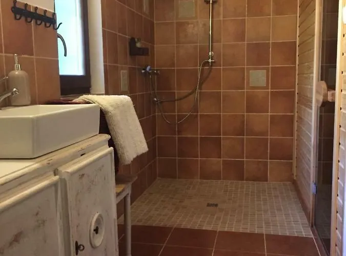 Arácsi Kisház Apartamento